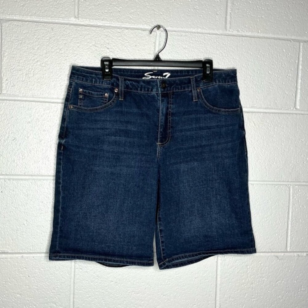 < Seven7 Dark Wash Bermuda Jeans Shorts >